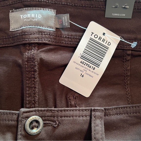 Torrid Cropped Aviator Jeans - Picture 8 of 9